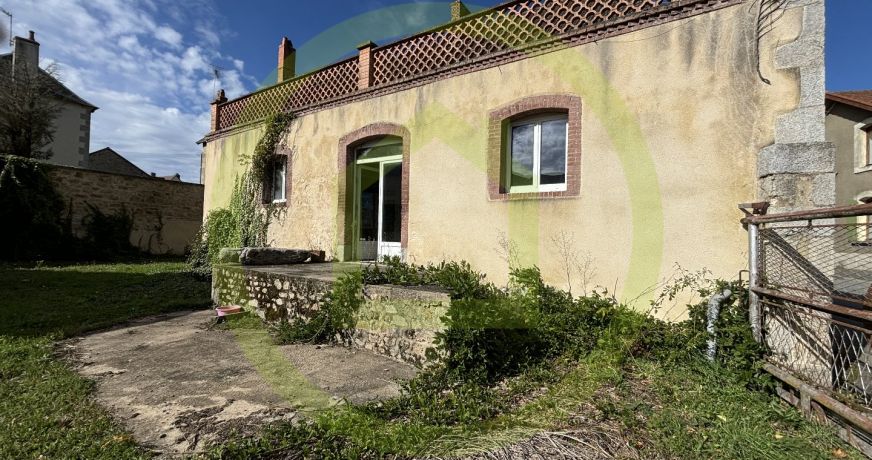 vente Immeuble Chenerailles