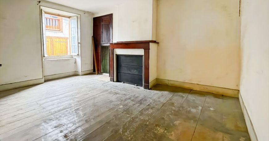 vente Maison de village Arreau