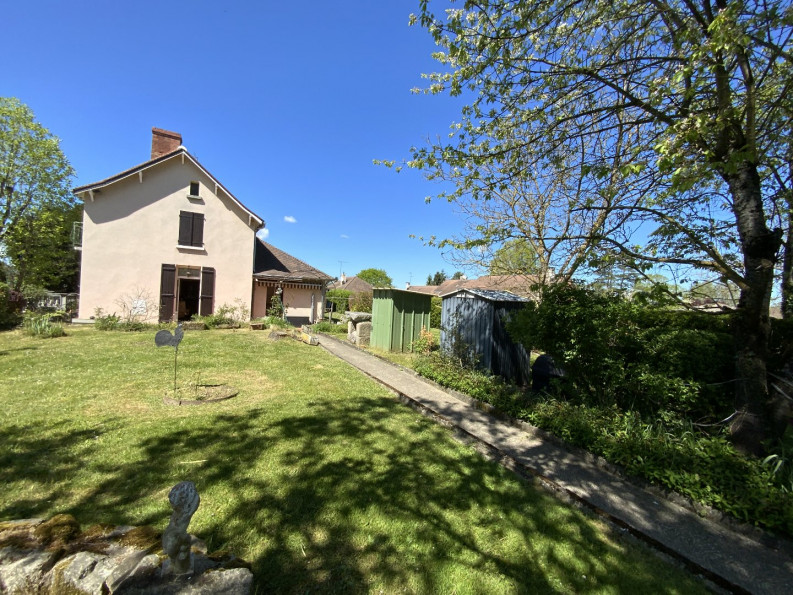 vente Maison Genouillac - Photo 2
