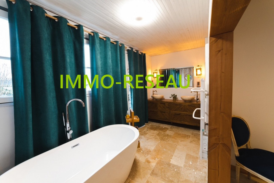 vente Maison et dépendances Saint Gervais - Photo 9