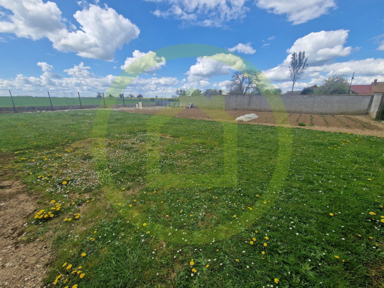 vente Terrain Epieds - Photo 1