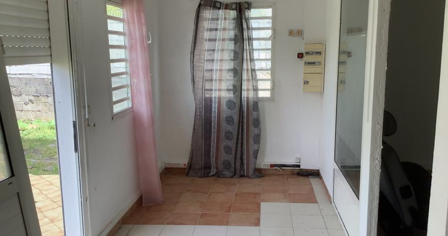 location Bureau Les Abymes