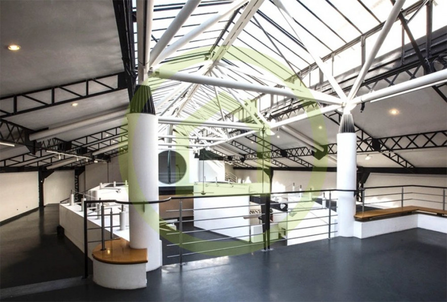 location Immeuble commercial Cannes - Photo 1