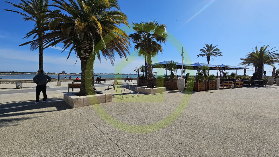 vente Immeuble de rapport Le Grau Du Roi - Photo 8