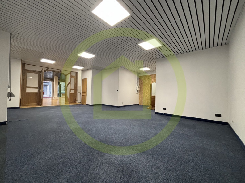 location Local commercial Cambrai - Photo 8