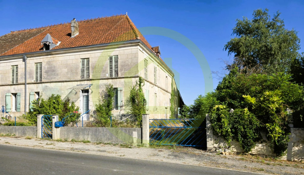 vente Maison Mosnac - Photo 1