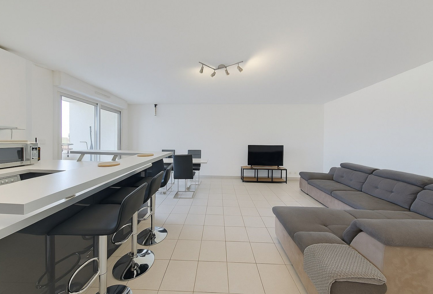 vente Appartement Marseille 10eme Arrondissement - Photo 1