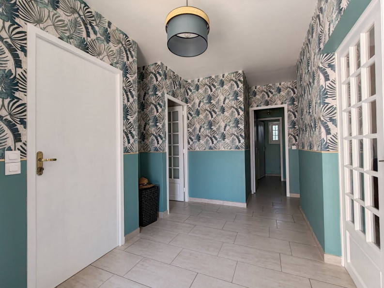 vente Maison individuelle Chateau-renard - Photo 6