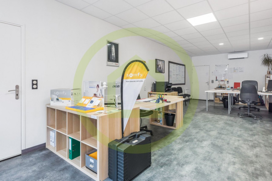 vente Ateliers et bureaux Armentieres - Photo 1