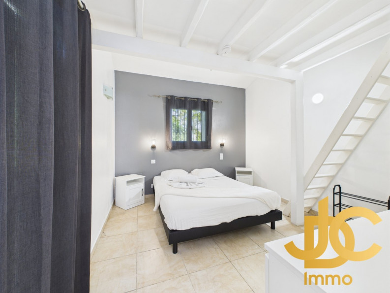 vente Maison et dépendances Saint Raphael - Photo 9