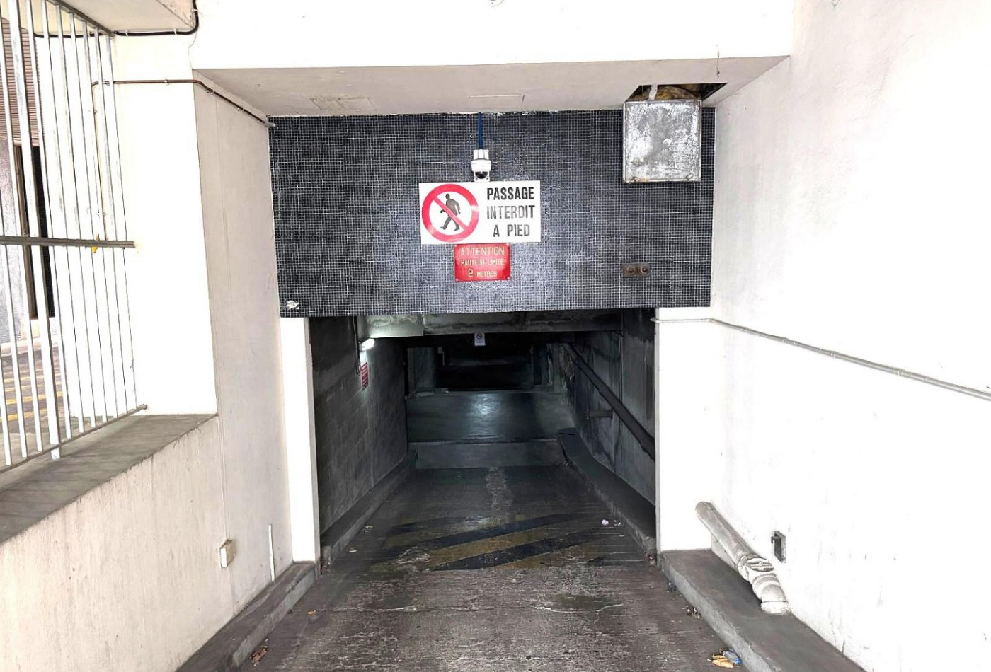 vente Parking intérieur Paris 17eme Arrondissement - Photo 2