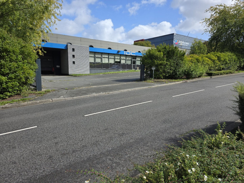 vente Entrepots et bureaux Bondues - Photo 1