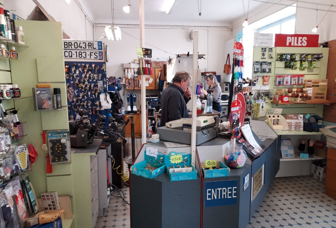 vente Chaussure cuir cordonnerie Nice - Photo 4