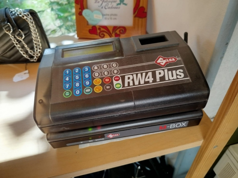 vente Chaussure cuir cordonnerie Nice - Photo 6