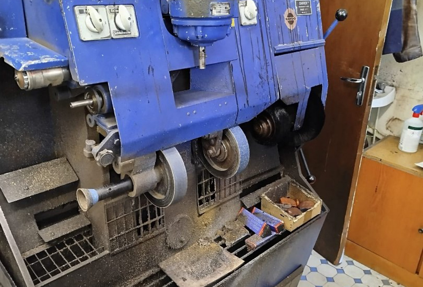 vente Chaussure cuir cordonnerie Nice - Photo 10