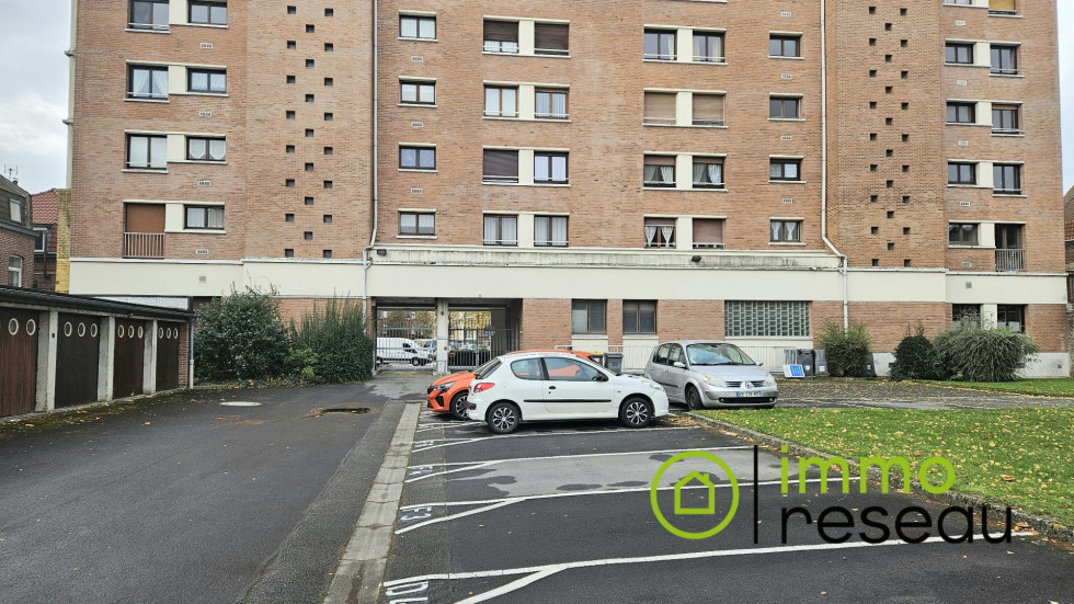 location Parking extérieur Armentieres - Photo 2