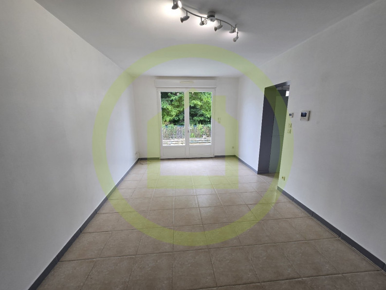 vente Immeuble de rapport Saint Jean De La Ruelle - Photo 1