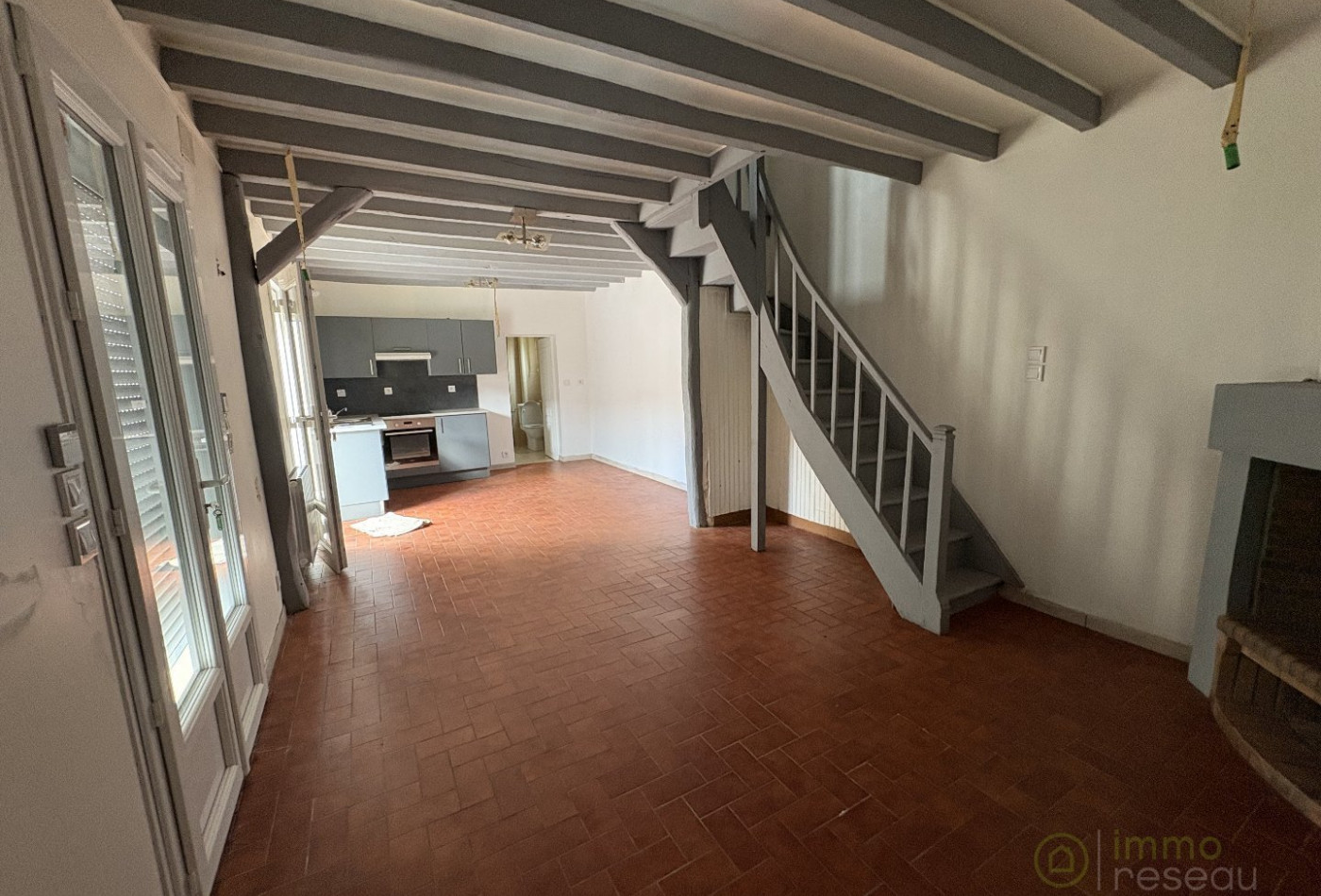vente Maison Charleval - Photo 2