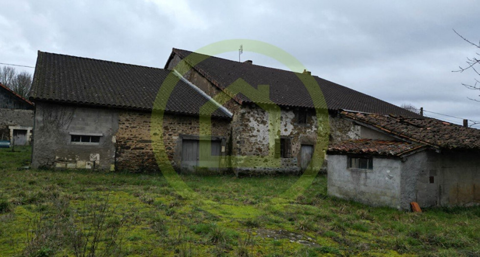 vente Maison à rénover Genouillac - Photo 2