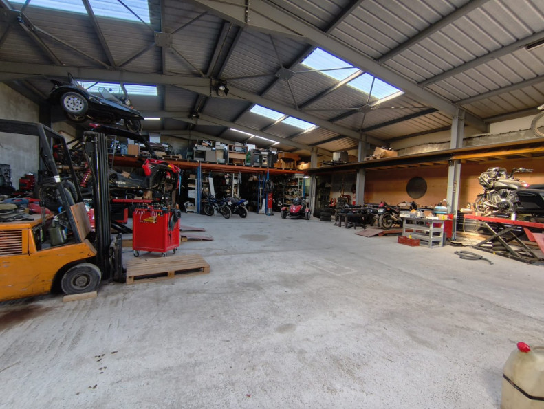 vente Garage (fonds) Gonfaron - Photo 1