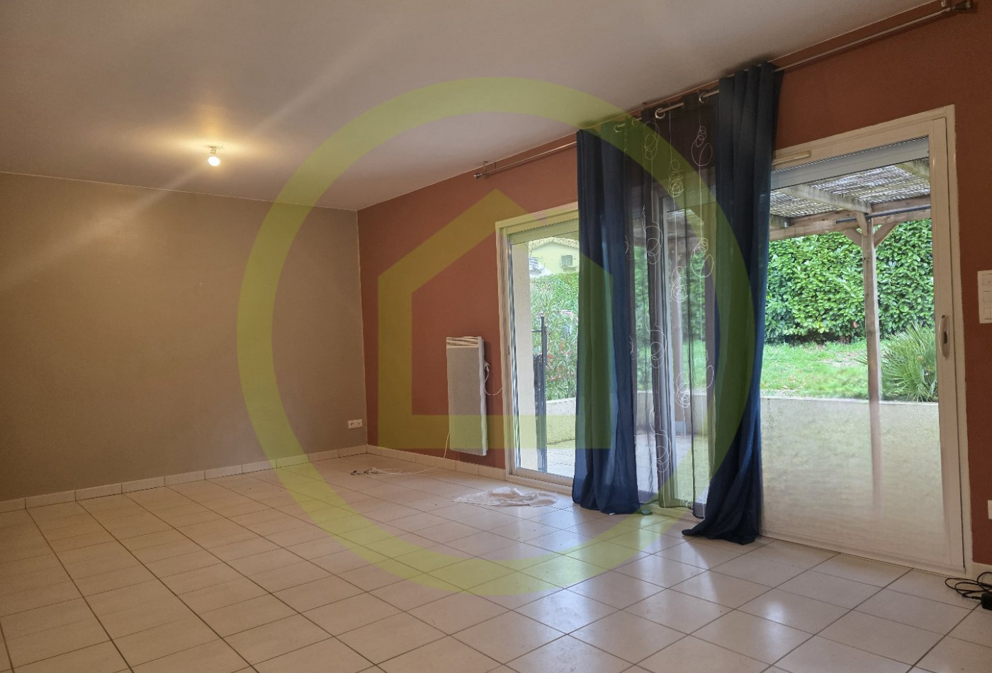 location Maison La Couronne - Photo 4