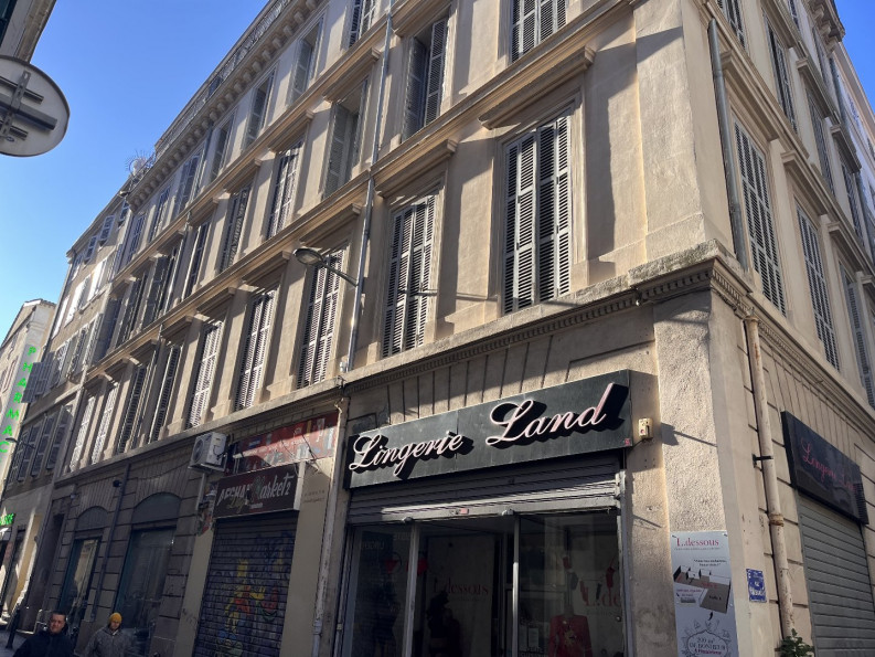vente Appartement Marseille 1er Arrondissement - Photo 1