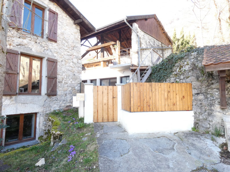 vente Maison Saint Vincent De Mercuze - Photo 1