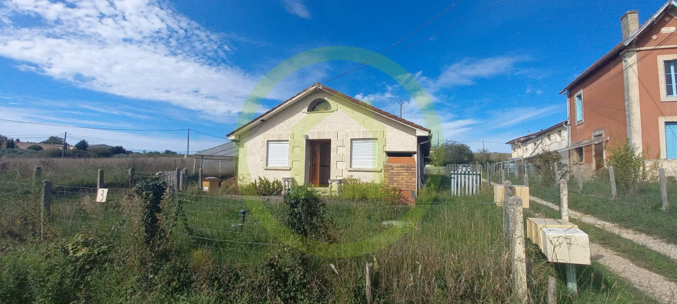 vente Domaine Bourg - Photo 2