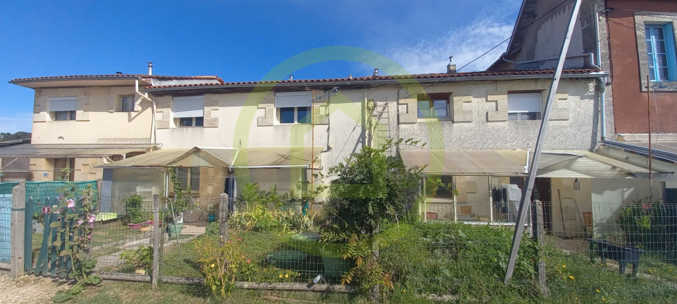 vente Domaine Bourg - Photo 4