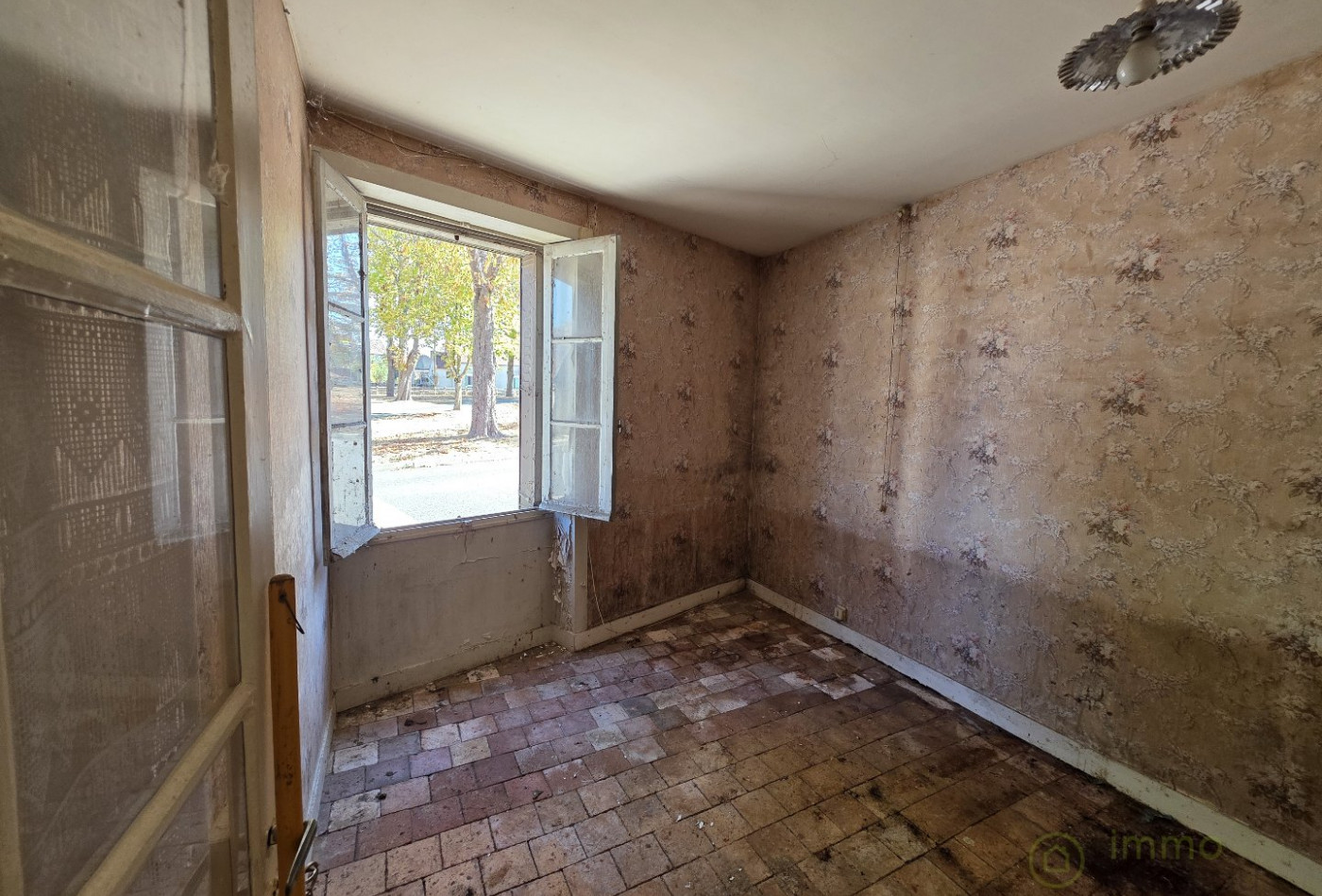 vente Maison La Trimouille - Photo 10