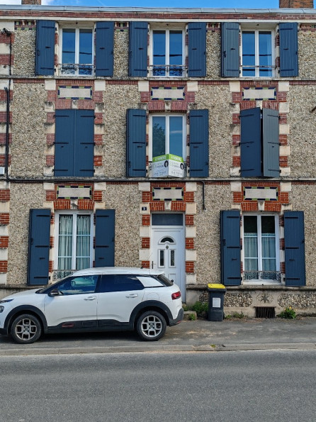 vente Maison de ville Puiseaux - Photo 1