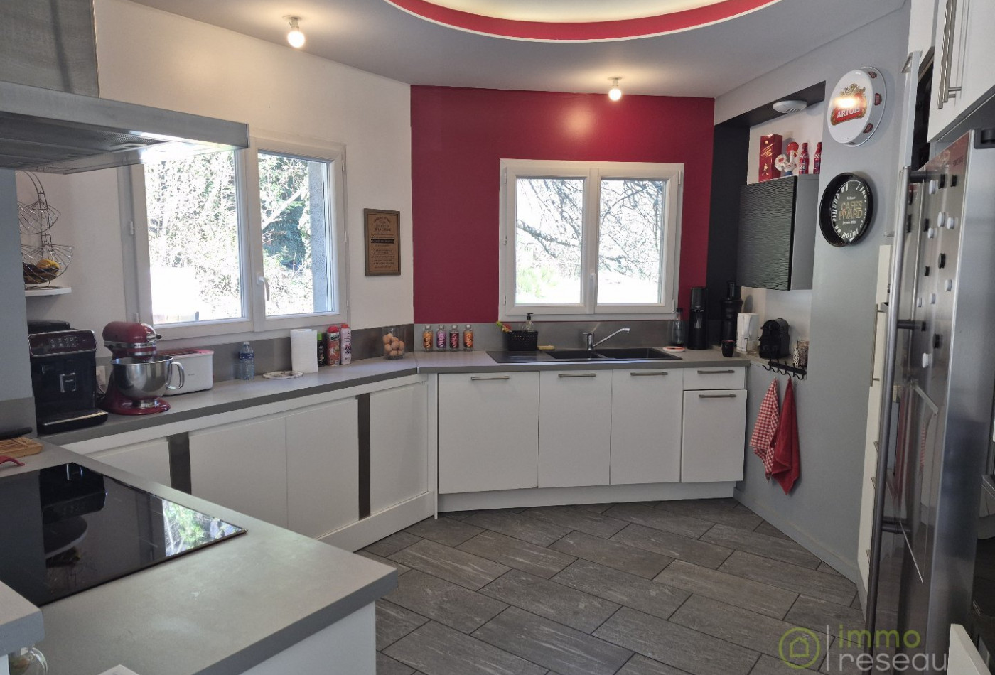 vente Maison rénovée La Cote Saint Andre - Photo 3