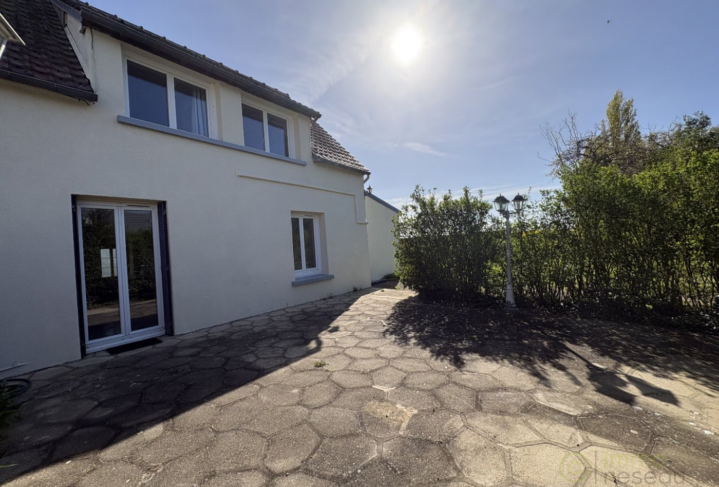 vente Maison Umpeau - Photo 1