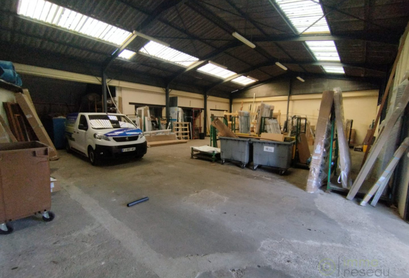 location Ateliers et bureaux Crevecoeur Le Grand - Photo 3