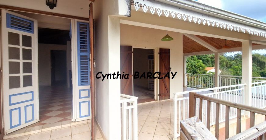 vente Maison de campagne Le Lamentin