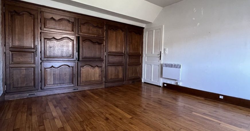 vente Maison Thiers Sur Theve