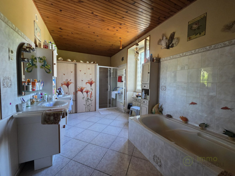 vente Maison Cellefrouin - Photo 10
