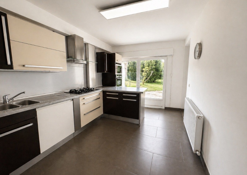 vente Maison Les Essarts Le Roi - Photo 2