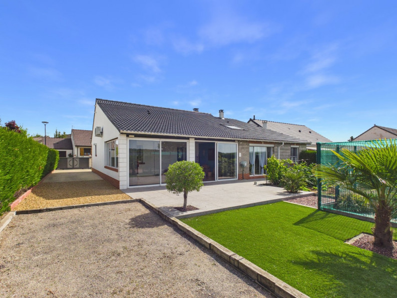 vente Maison Breteuil - Photo 1