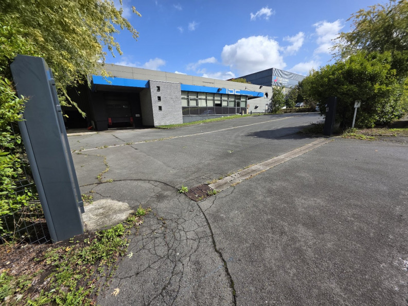 vente Entrepots et bureaux Bondues - Photo 1