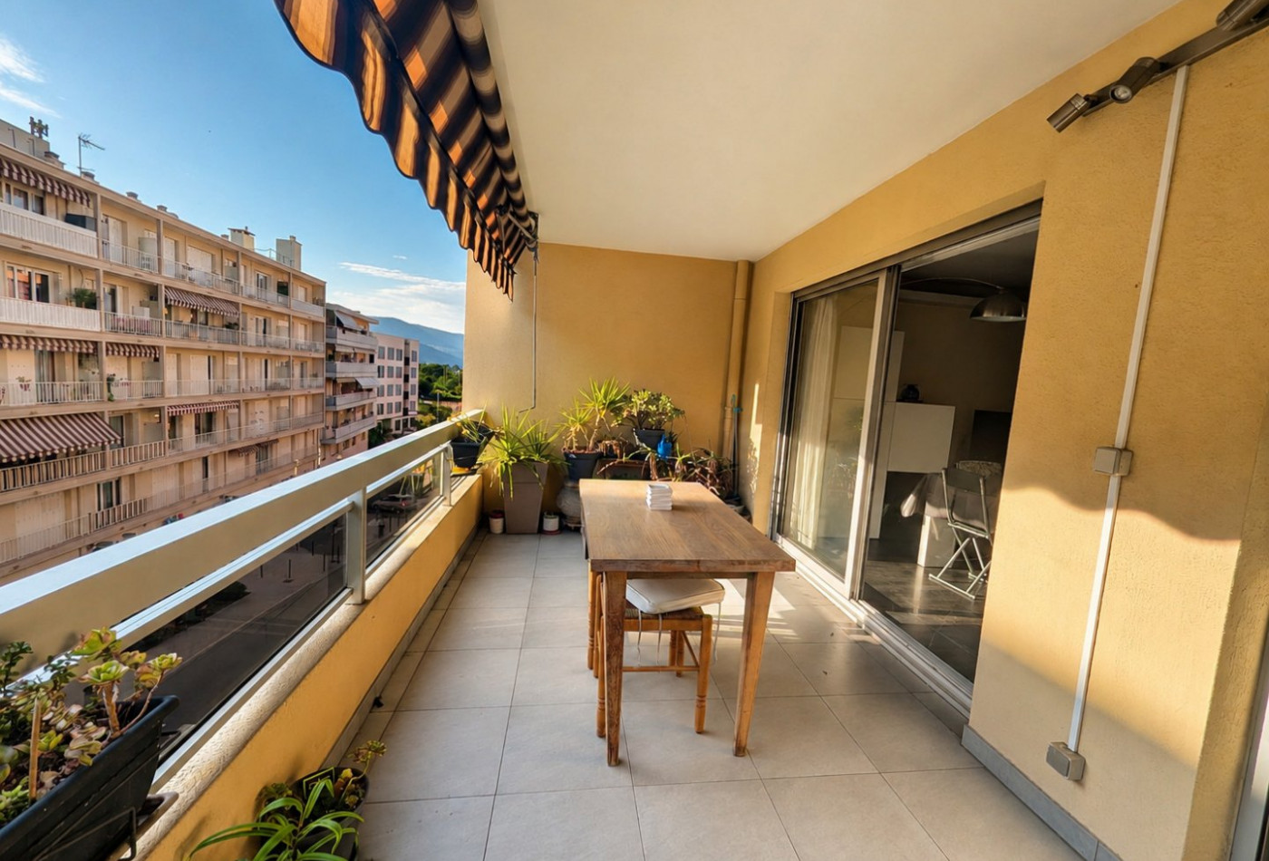 vente Appartement Saint Laurent Du Var - Photo 2