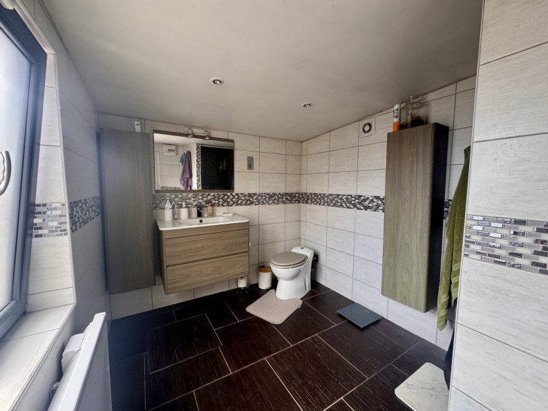 vente Maison rénovée Hergnies - Photo 7