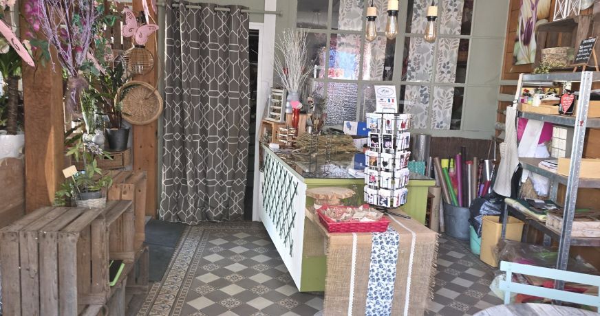 vente Local commercial Cluis