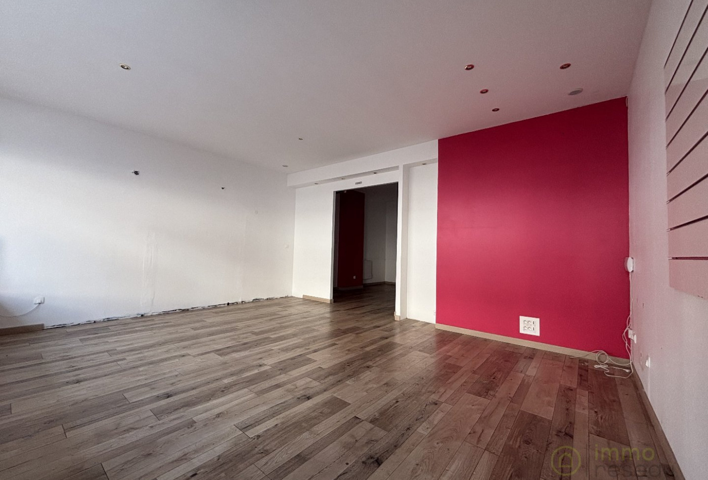 location Local commercial Cambrai - Photo 2