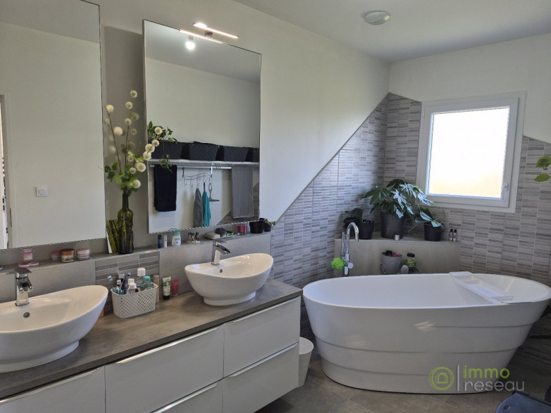 vente Maison rénovée Saint Jean De Bournay - Photo 7