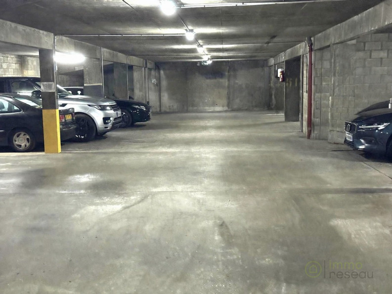 vente Parking intérieur Paris 17eme Arrondissement - Photo 4