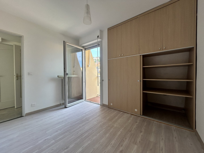 location Appartement Menton - Photo 2