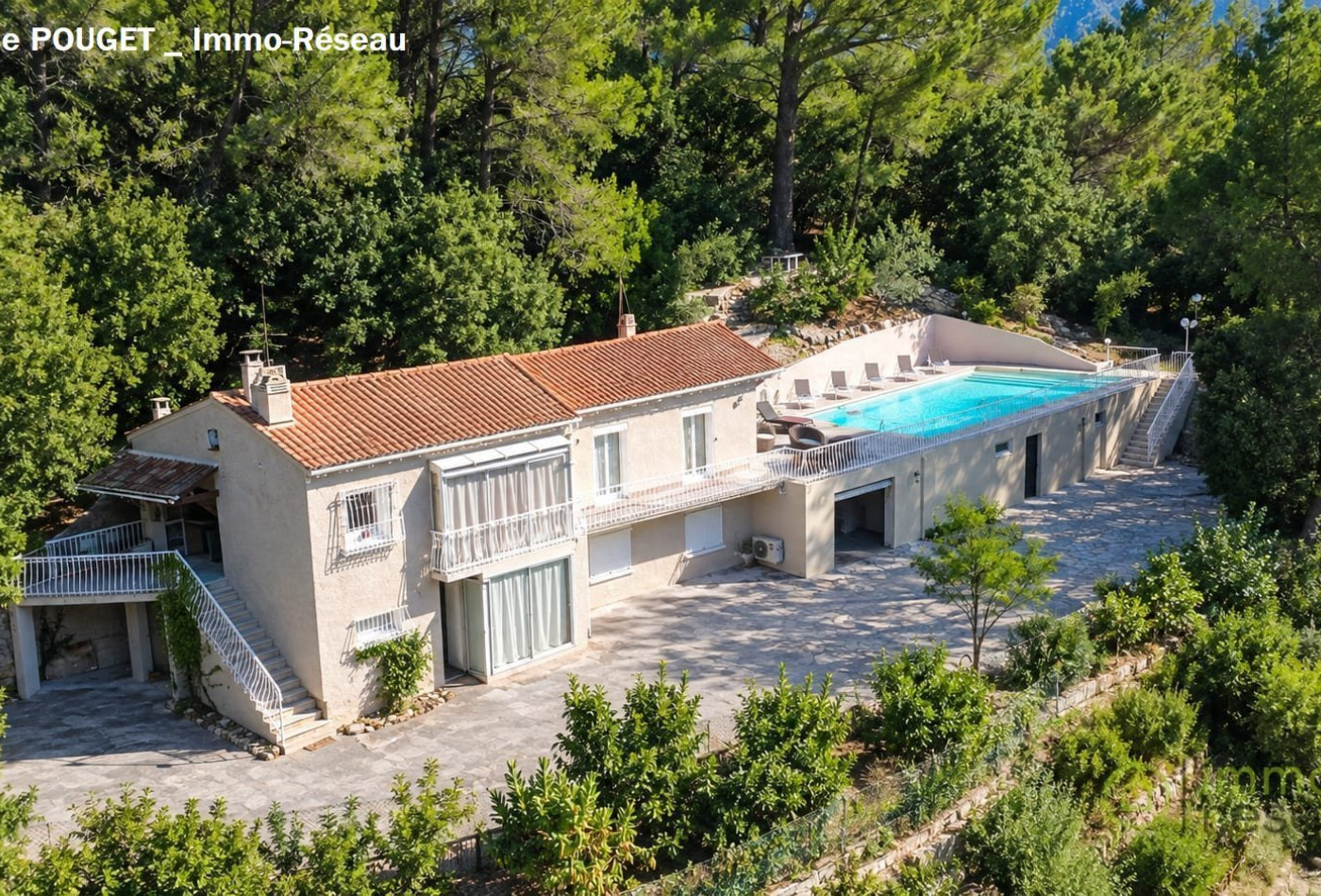 vente Maison Le Revest Les Eaux - Photo 1