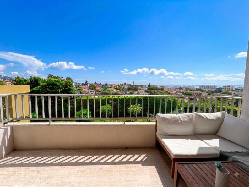 vente Appartement rénové Antibes - Photo 1