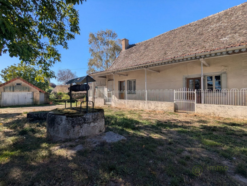 vente Maison et dépendances L'abergement Sainte Colombe - Photo 1